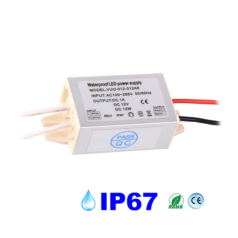 Outdoor Power Transformer - スリムミニ LED ドライバレギュレータ AC120V 240V に