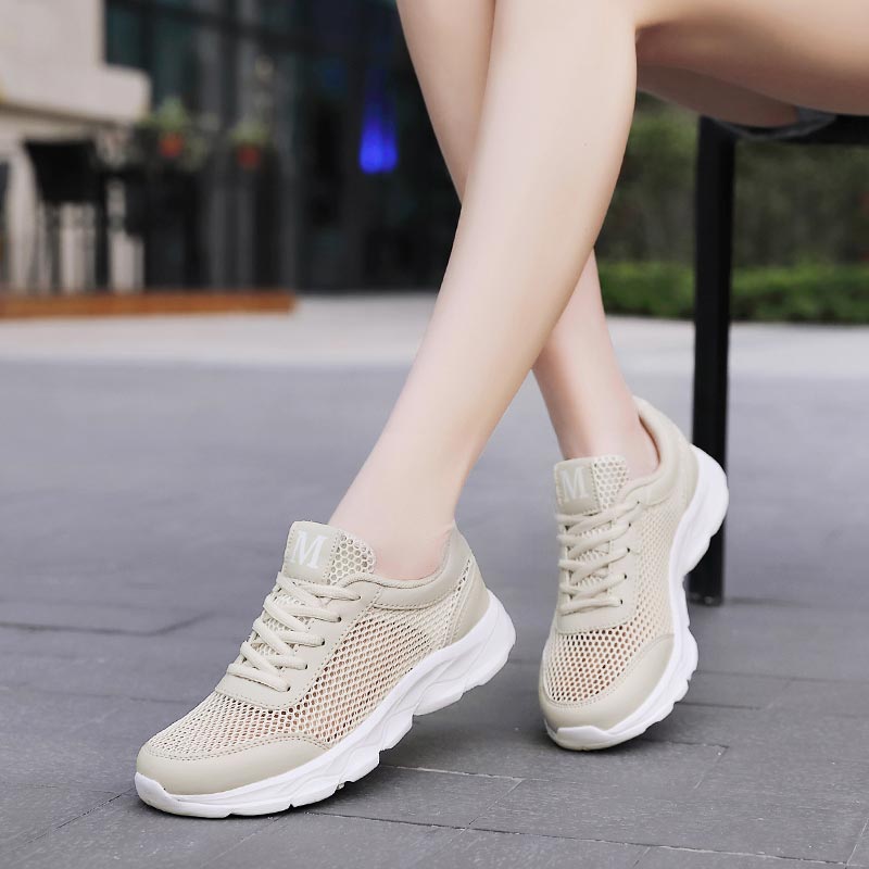 女性用通気性メッシュスニーカー,軽量ランニングシューズ,ベー - Outdoor Power Mop のレビューと価格