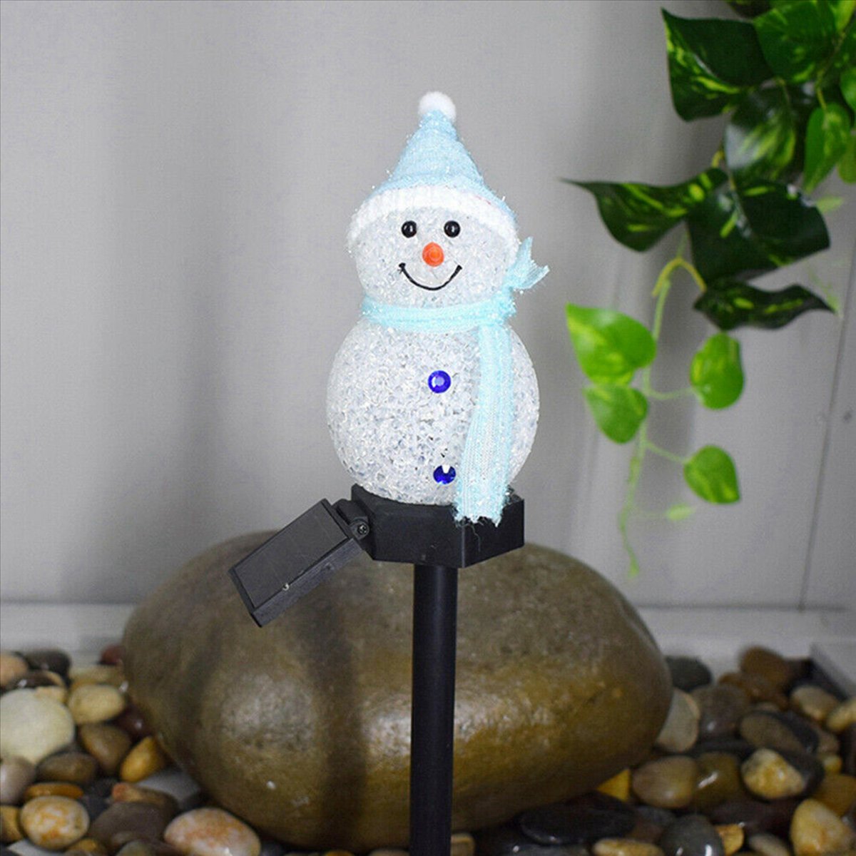 新しい 4X 雪だるまソーラーライトクリスマス太陽光発電 L - Outdoor Solar Power Xmas Lights のレビューと価格